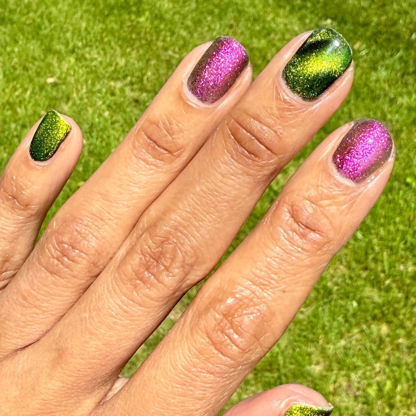 Nail polish, Stardust shimmer, swamp gloss, Kathleen and co, multichrome, colorshifting, magnetic, pink, green, blue, purple, natalielovesnails,
